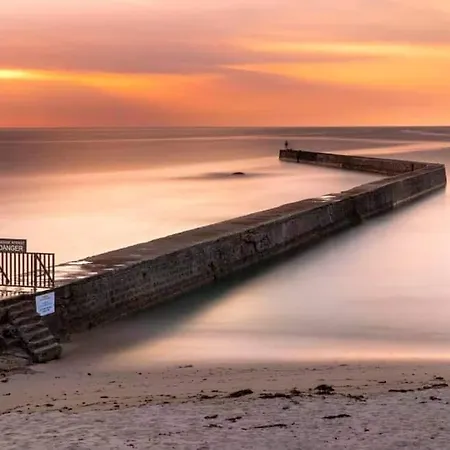 Du Sel A La Vie, Grand Entre Marais Et Océan * Batz-sur-Mer